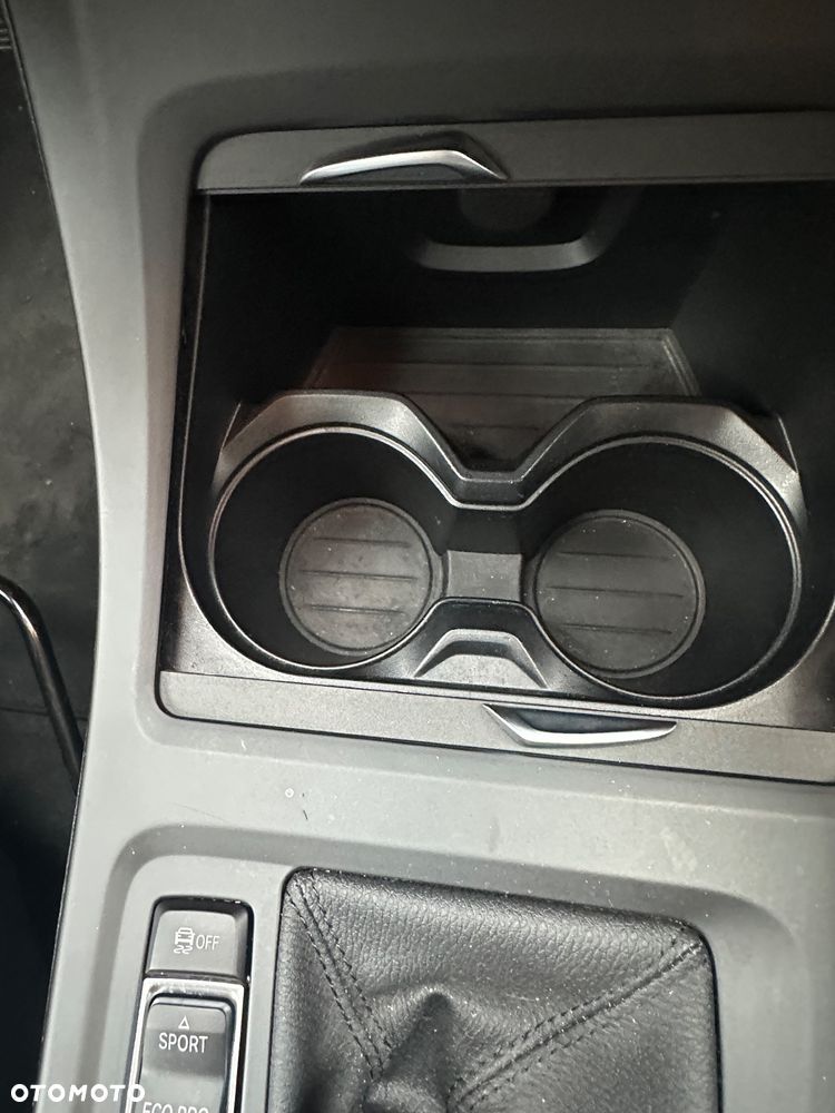 BMW X1 sDrive20d xLine - 15