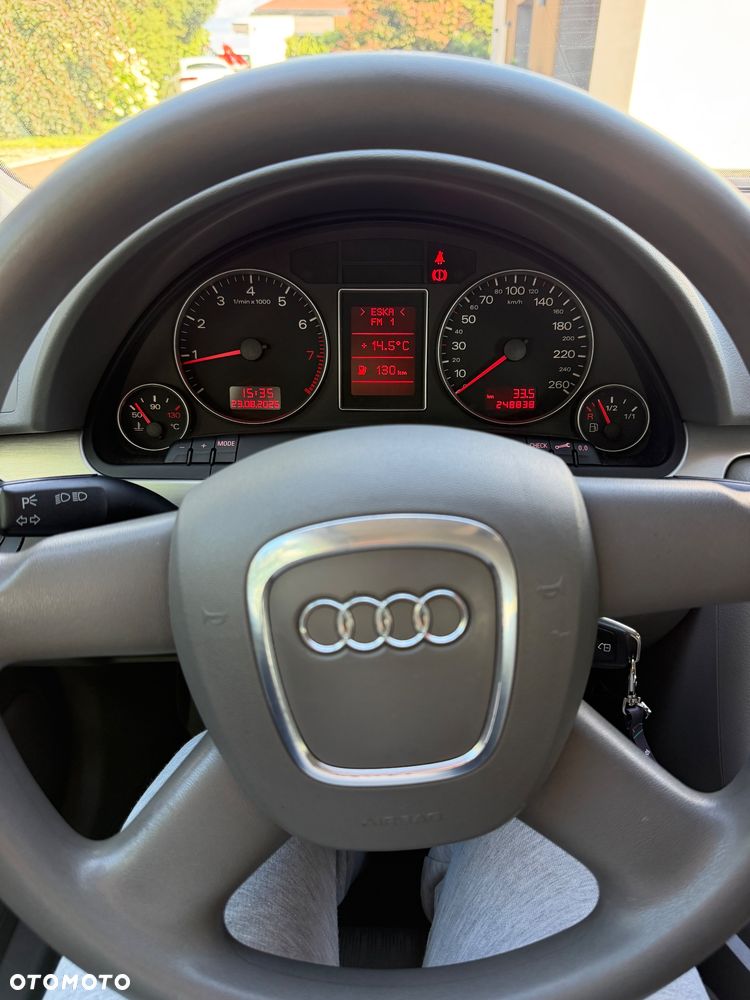 Audi A4 Avant 1.8T Quattro - 5
