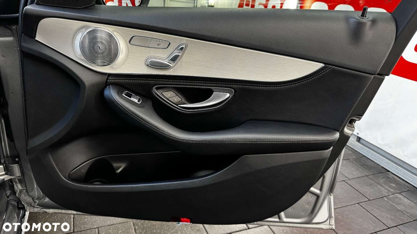 Mercedes-Benz Klasa C - 38