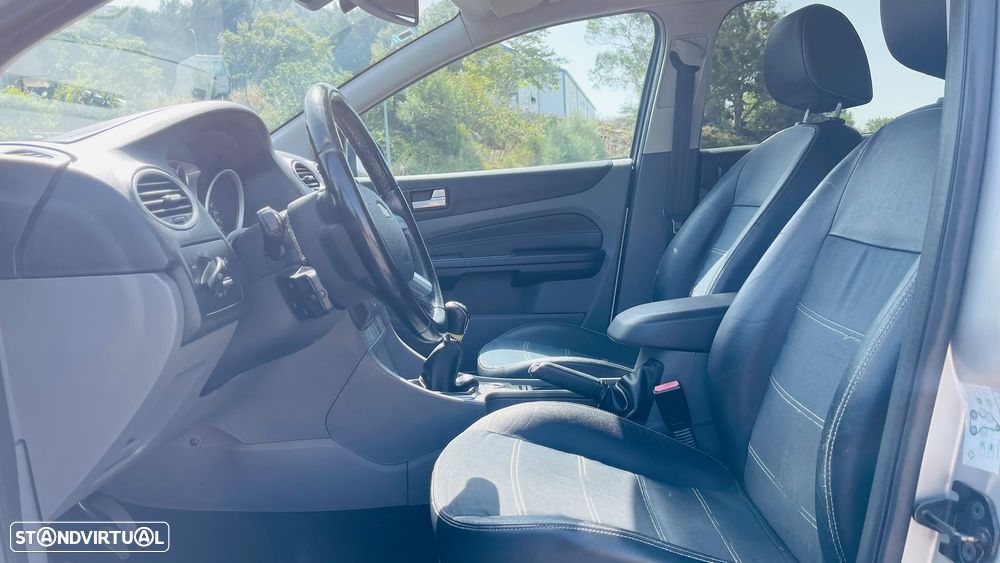 Ford Focus SW 1.6 TDCi Trend - 12