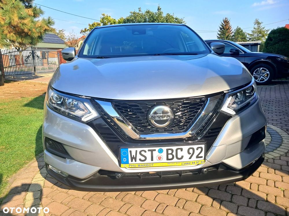 Nissan Qashqai - 2