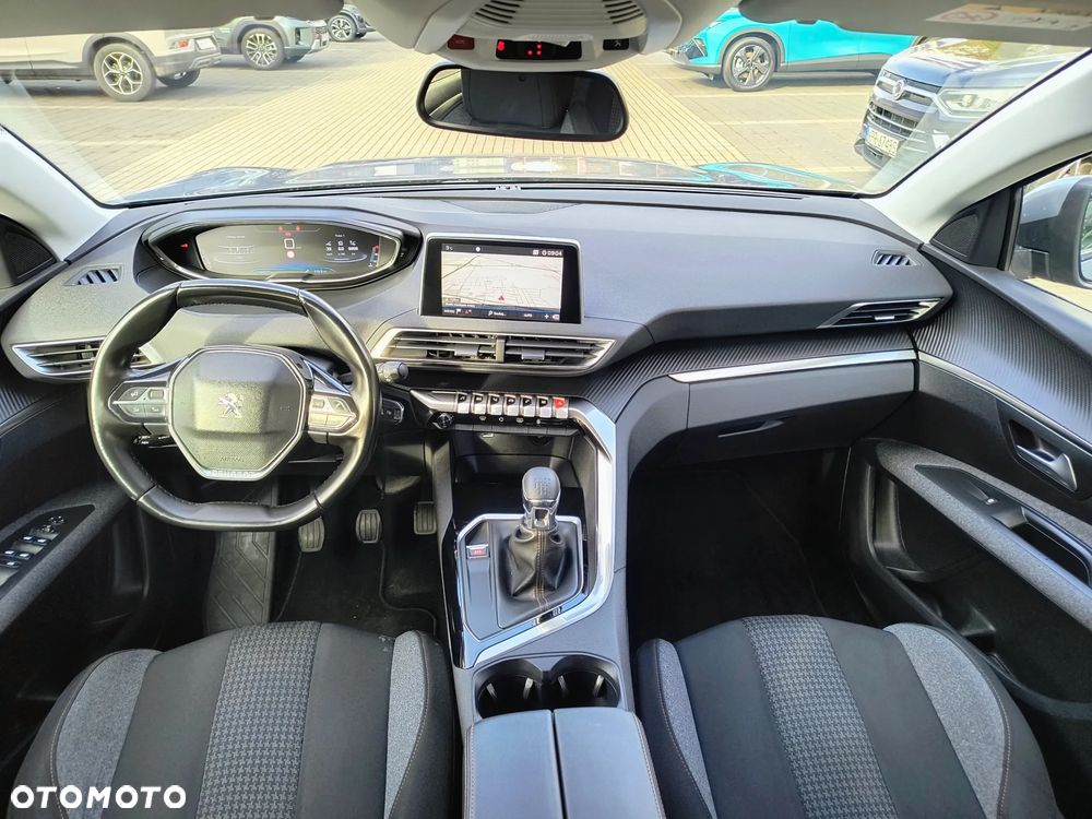 Peugeot 3008 - 19