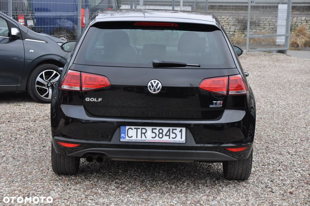 Volkswagen Golf - 4