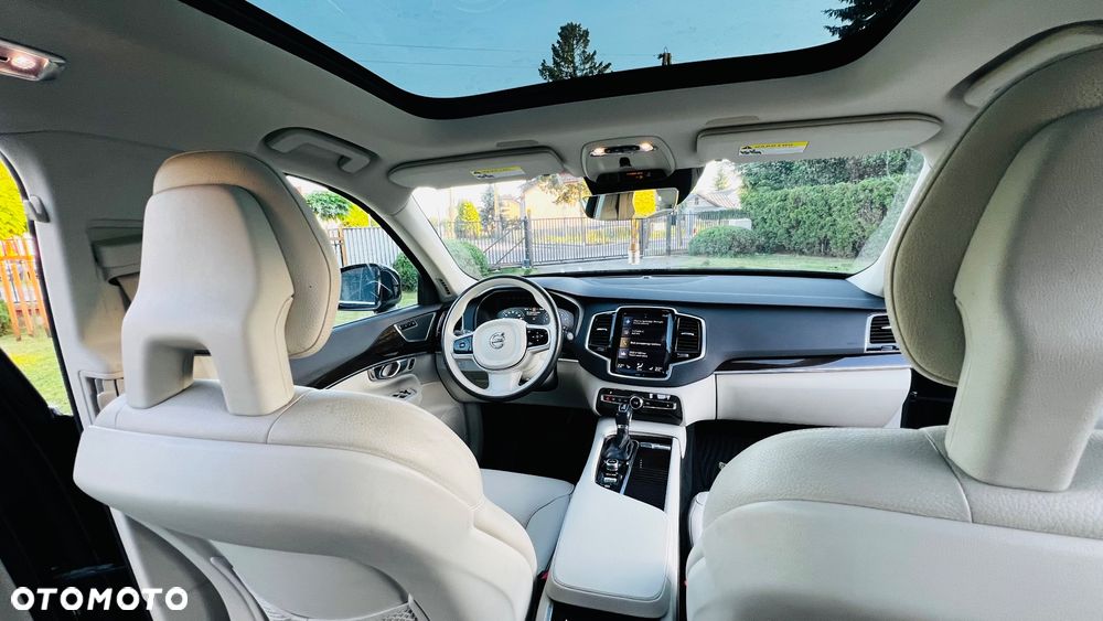 Volvo XC 90 - 17