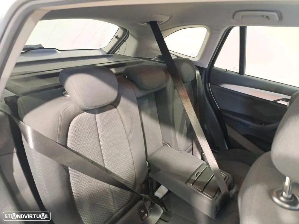 BMW X1 16 d sDrive Advantage - 9