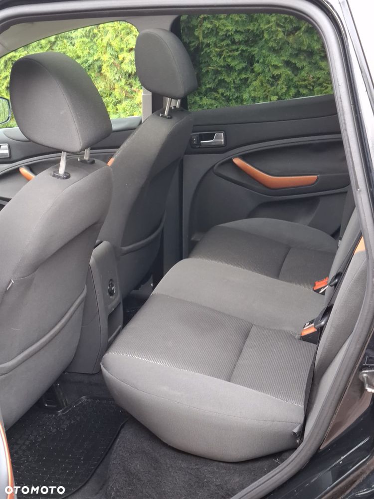 Ford Kuga 2.0 TDCi Titanium - 11