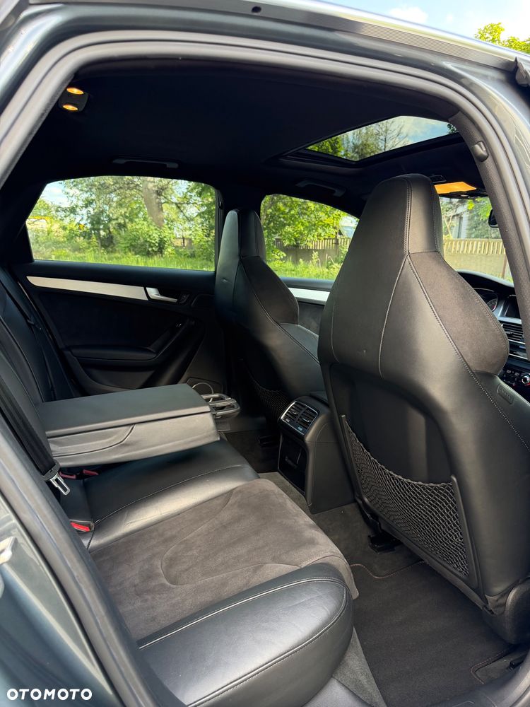 Audi S4 Limousine - 36