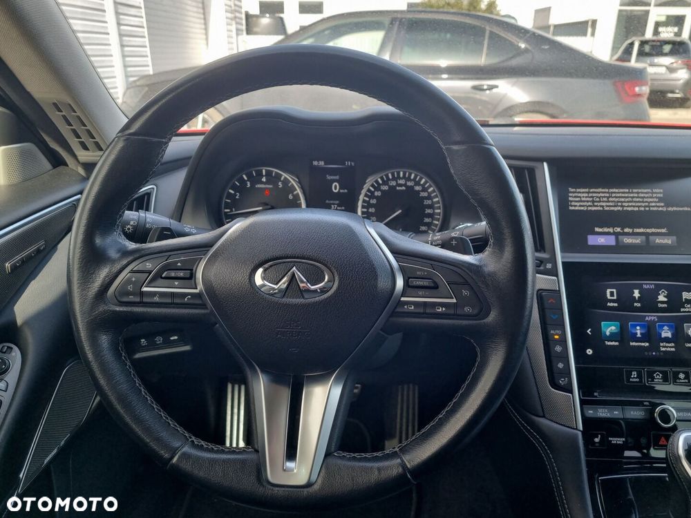 Infiniti Q50 2.0t Sport Tech - 16