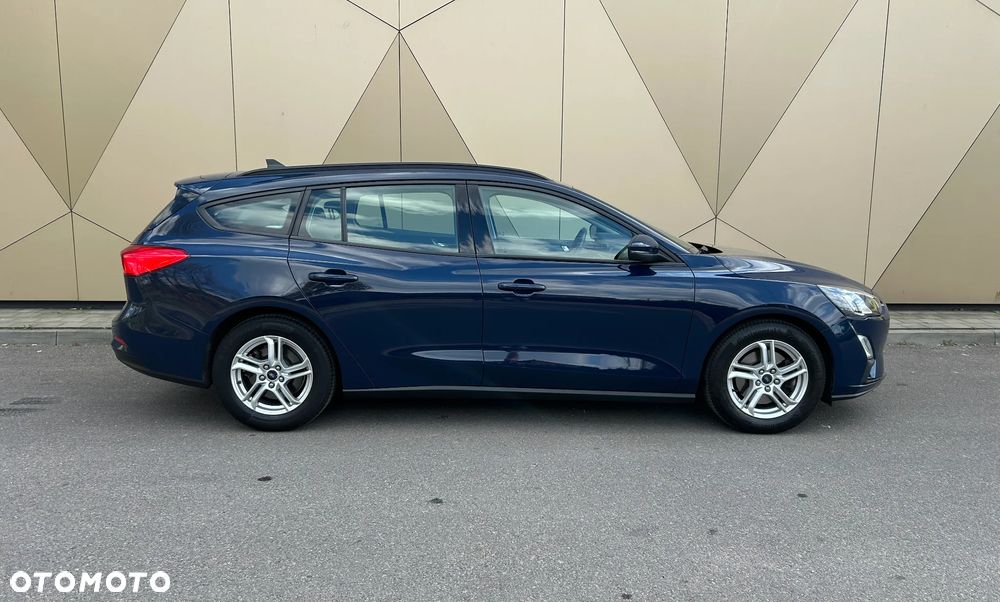 Ford Focus 1.0 EcoBoost Trend - 11