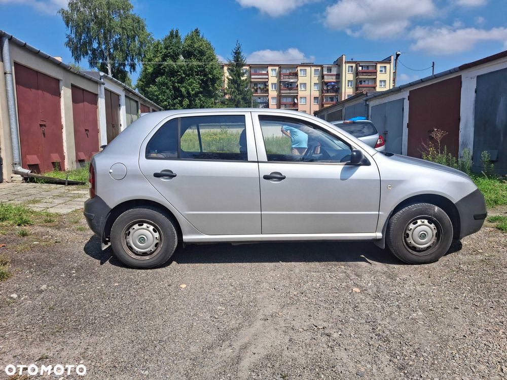 Skoda Fabia - 4