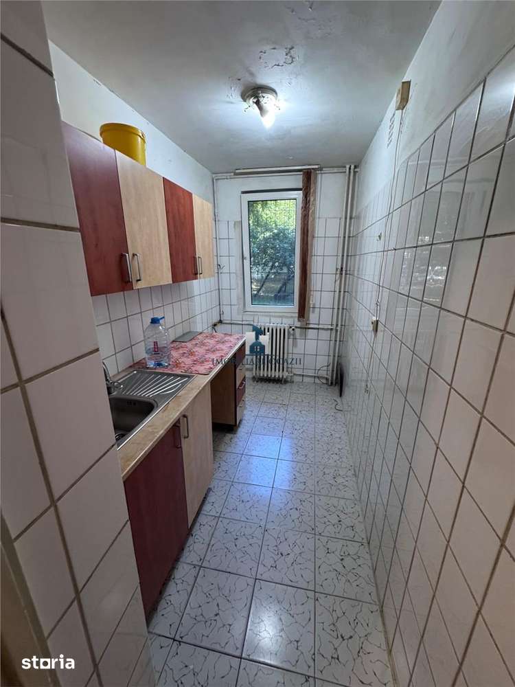 Vanzare Garsoniera Decomandata Bld. Brancoveanu - Imagine principală: 3/6