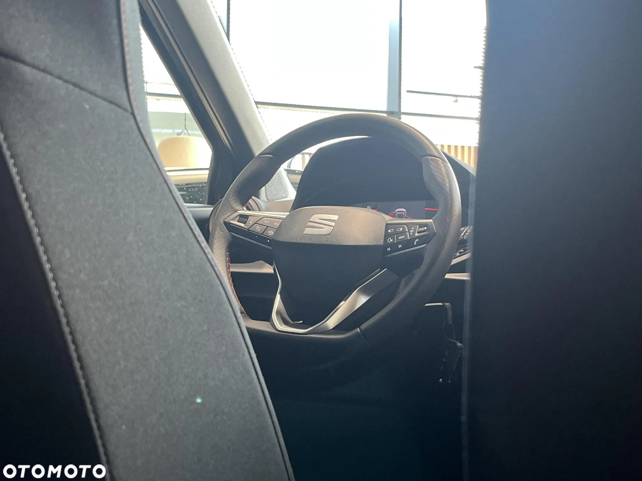 Seat Arona 1.5 TSI EVO FR Limited Edition S&S DSG - 36