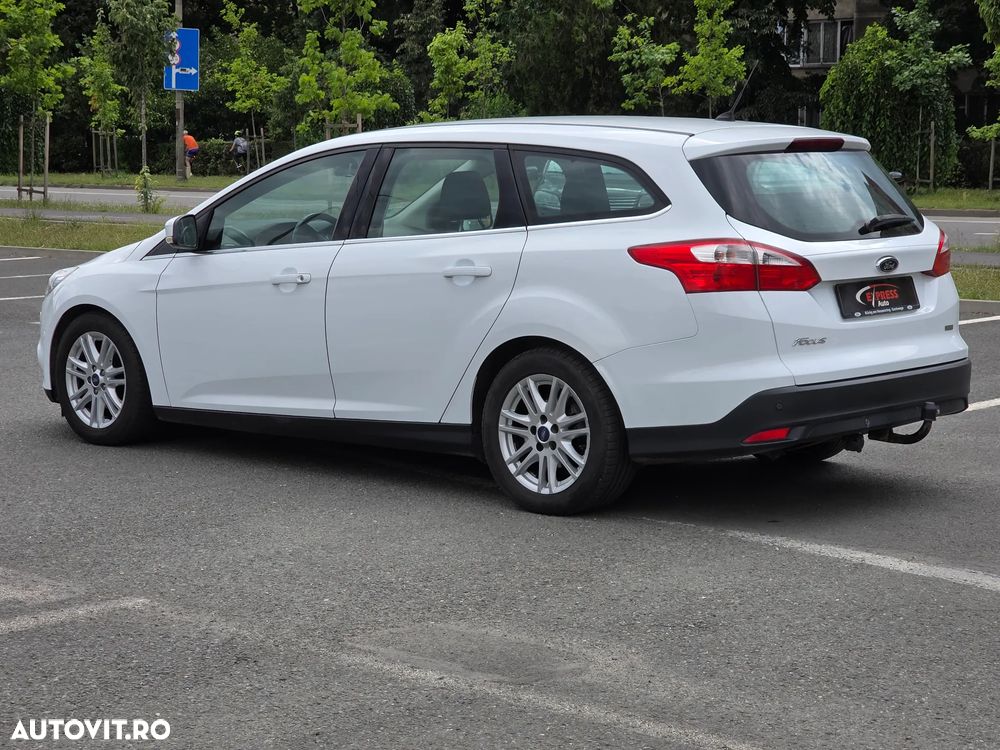 Ford Focus 1.0 EcoBoost Titanium - 4