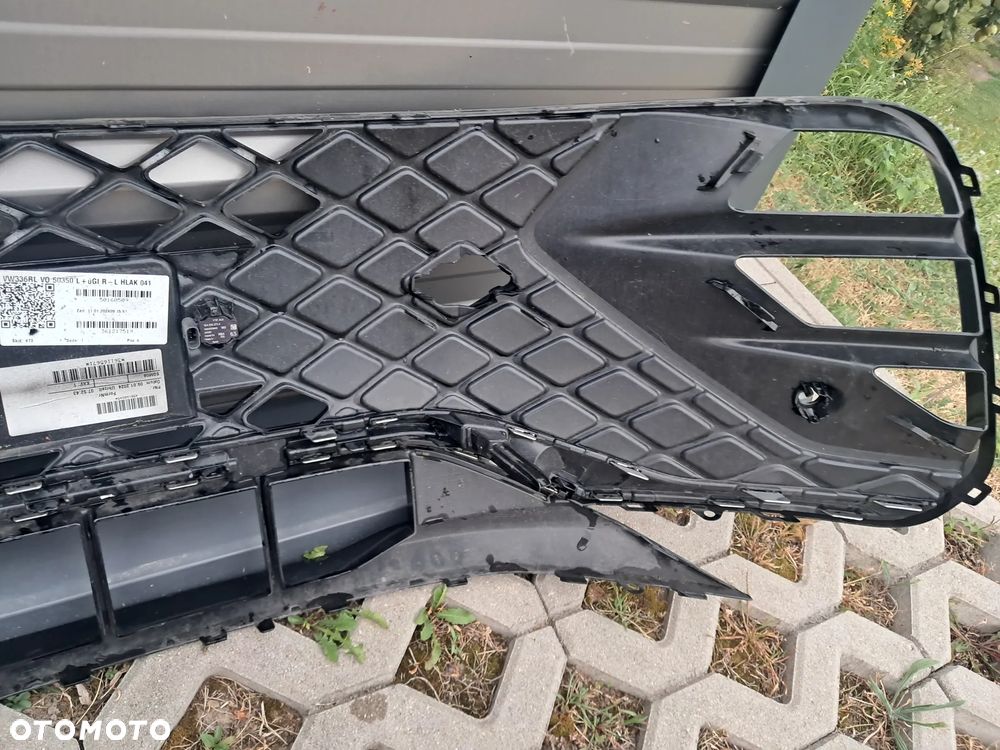 Atrapa grill chrom zderzak VW Tiguan R-Line III 3 2024>   4xpdc - 5