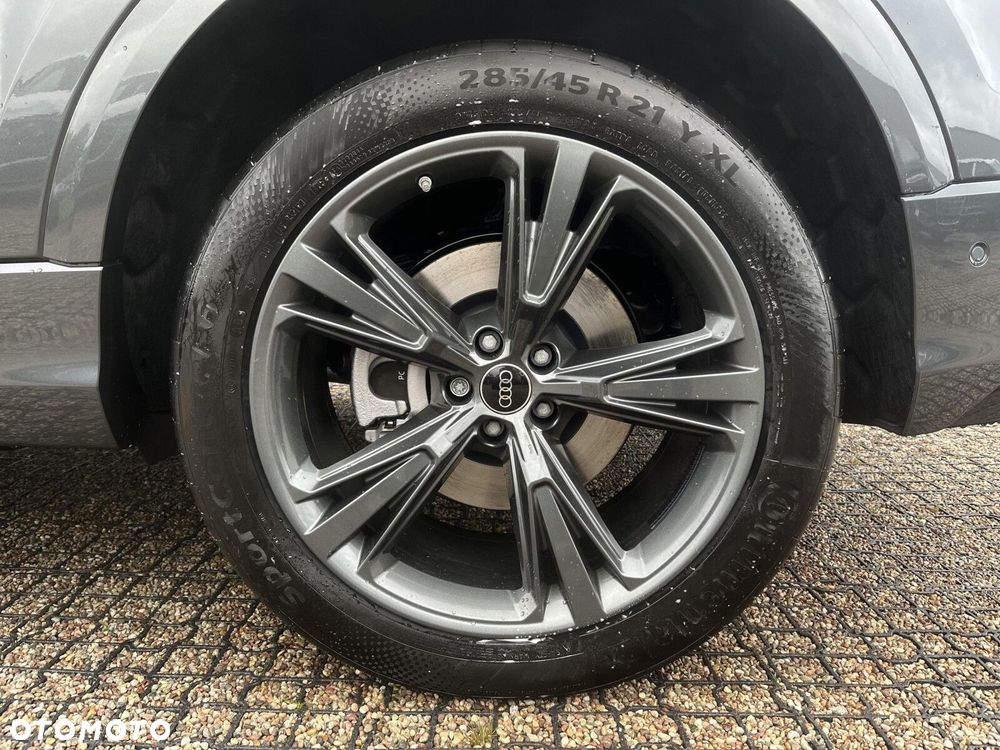 Audi Q8 - 17