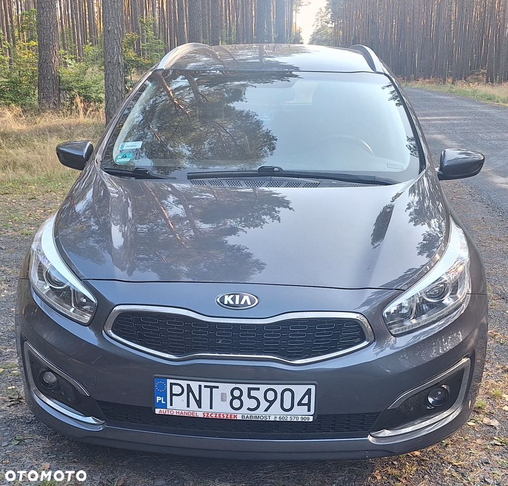 Kia Ceed - 7