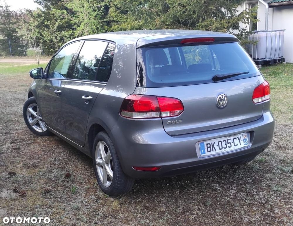Volkswagen Golf - 8
