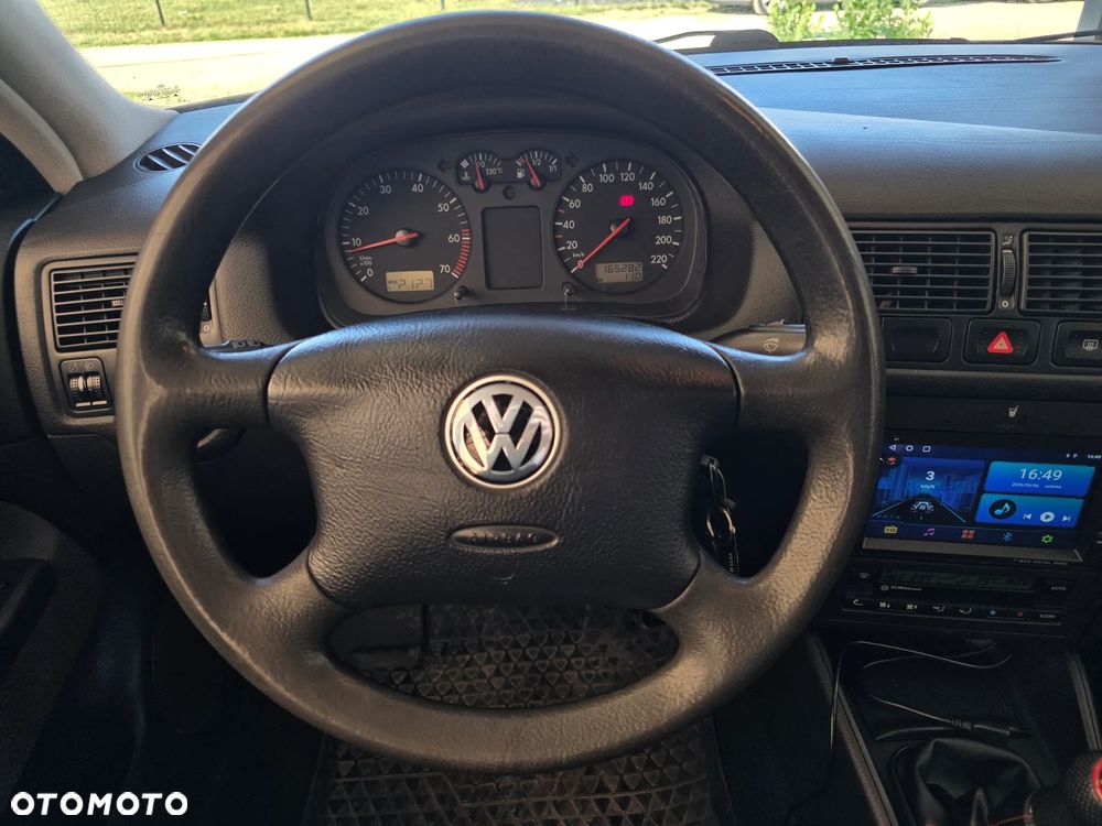 Volkswagen Golf 1.4 Comfortline - 11