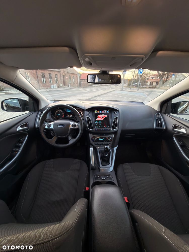 Ford Focus SW 1.0 EcoBoost Titanium - 9