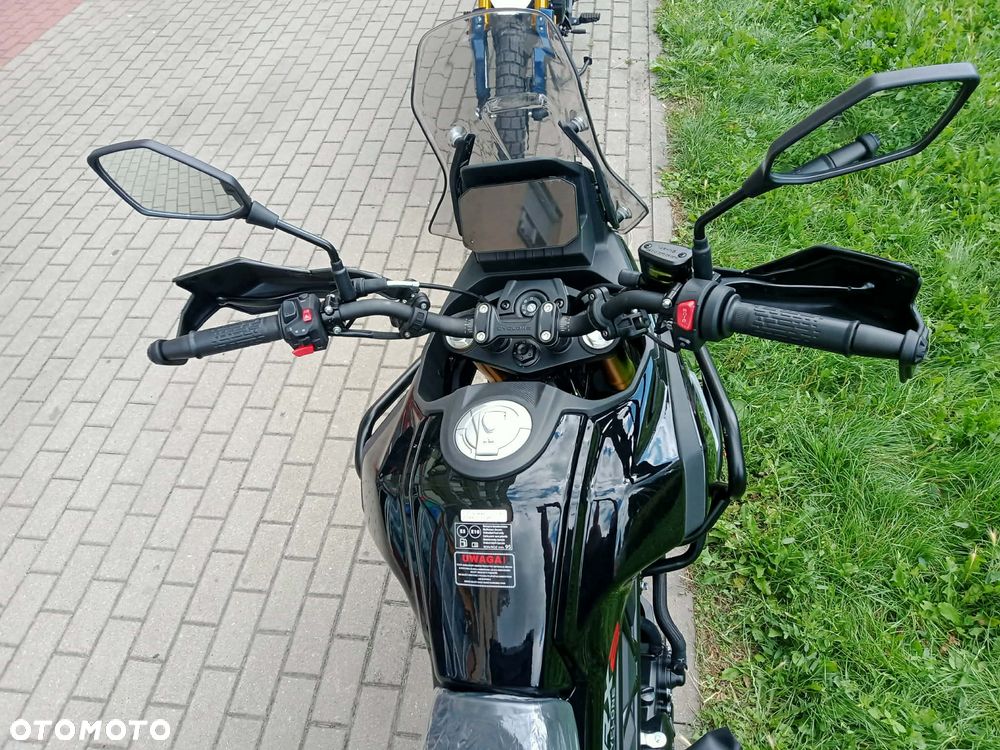 Junak Inny - 10