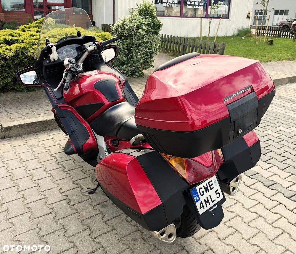 Honda ST - 3