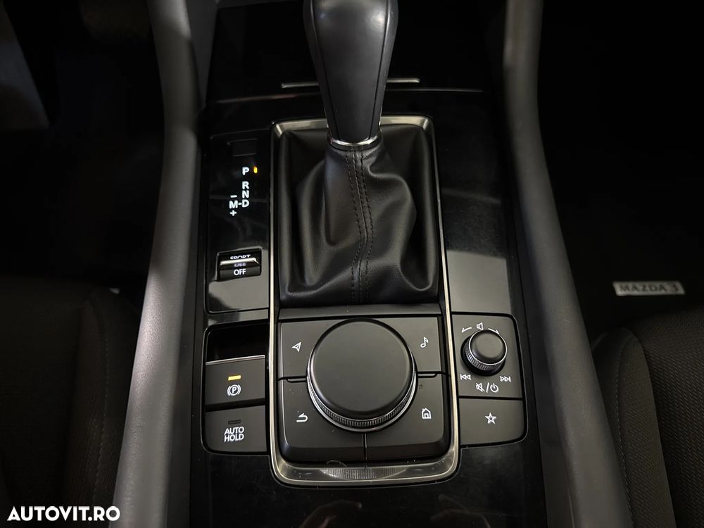 Mazda 3 - 18