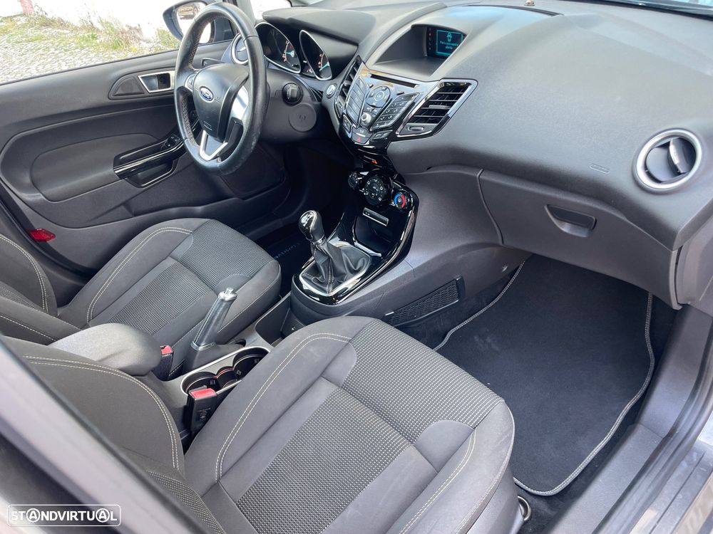 Ford Fiesta 1.0 T EcoBoost Titanium - 11