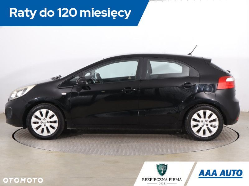 Kia Rio - 4