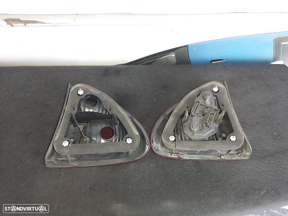 Farolins Seat Leon 2002  originais  alguns riscos  preço unitário - 2