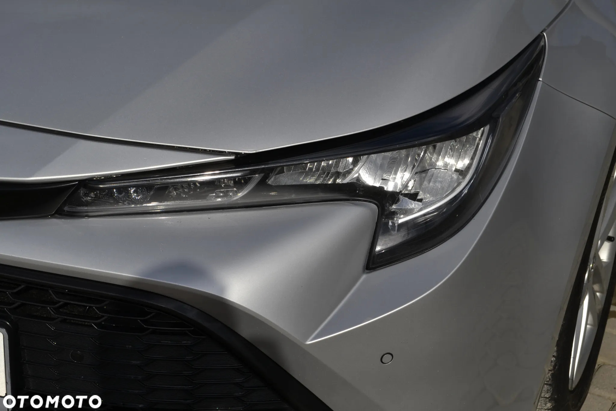 Toyota Corolla 1.8 Hybrid Comfort - 4