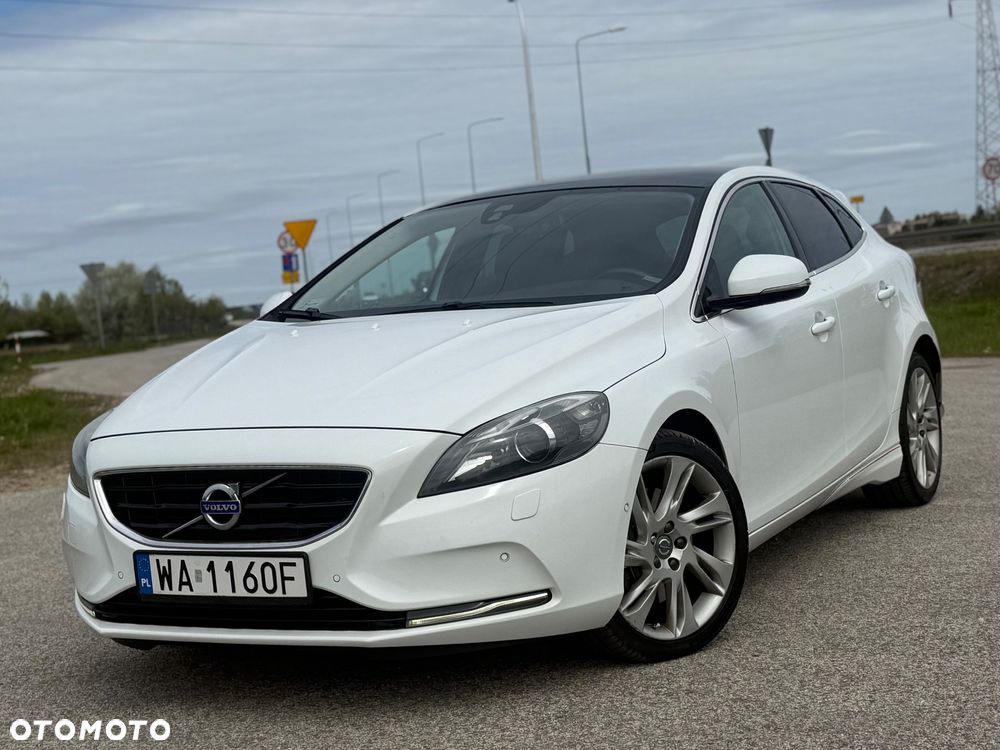 Volvo XC 40 ver-d4-scr-awd-inscription - 2