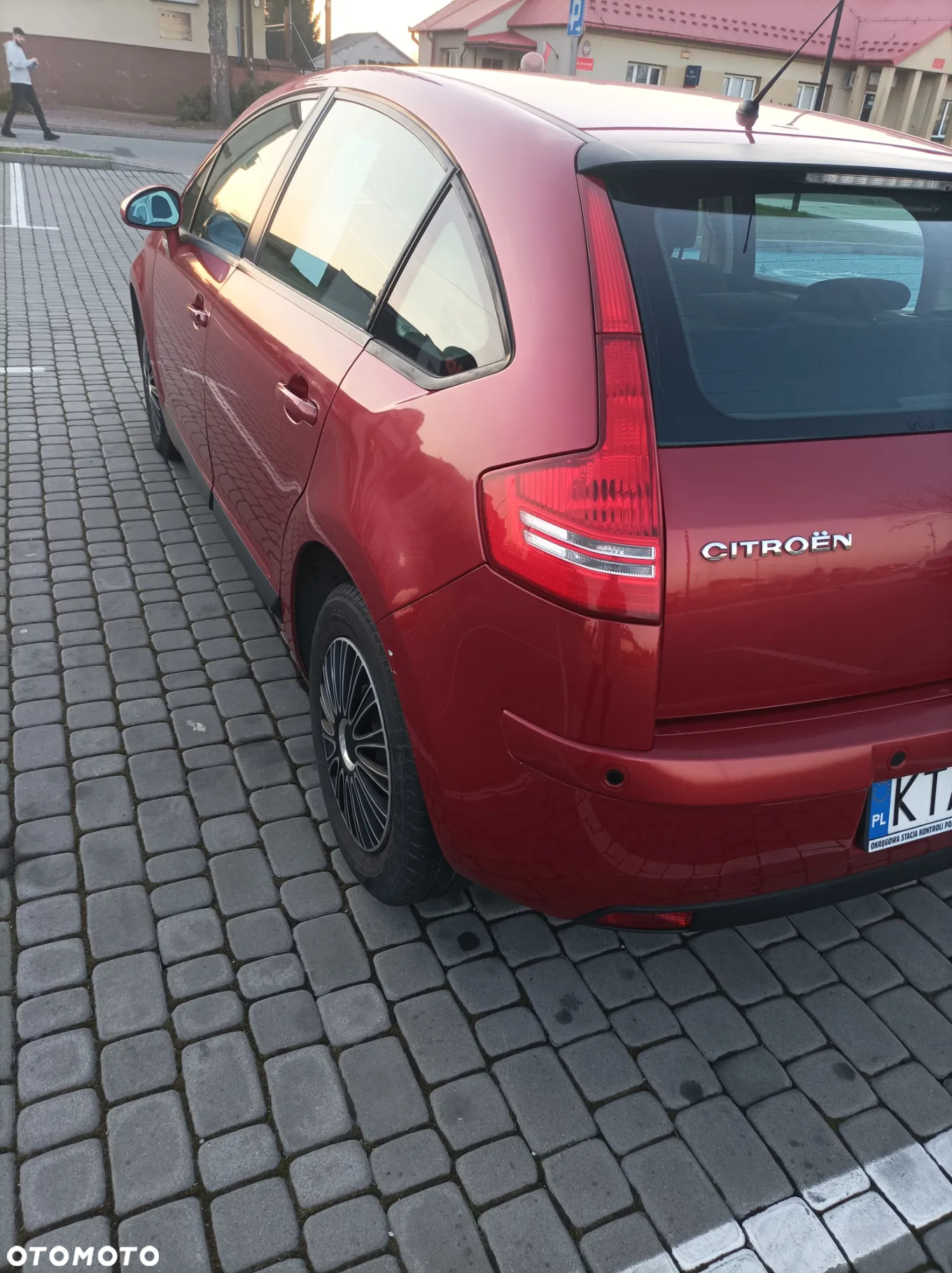 Citroën C4 1.6 16V Impress - 4