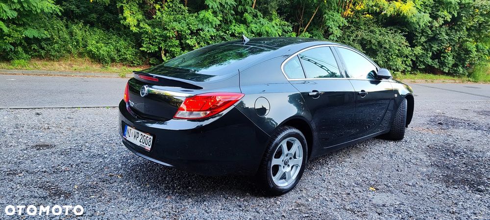 Opel Insignia 1.8 Executive - 2
