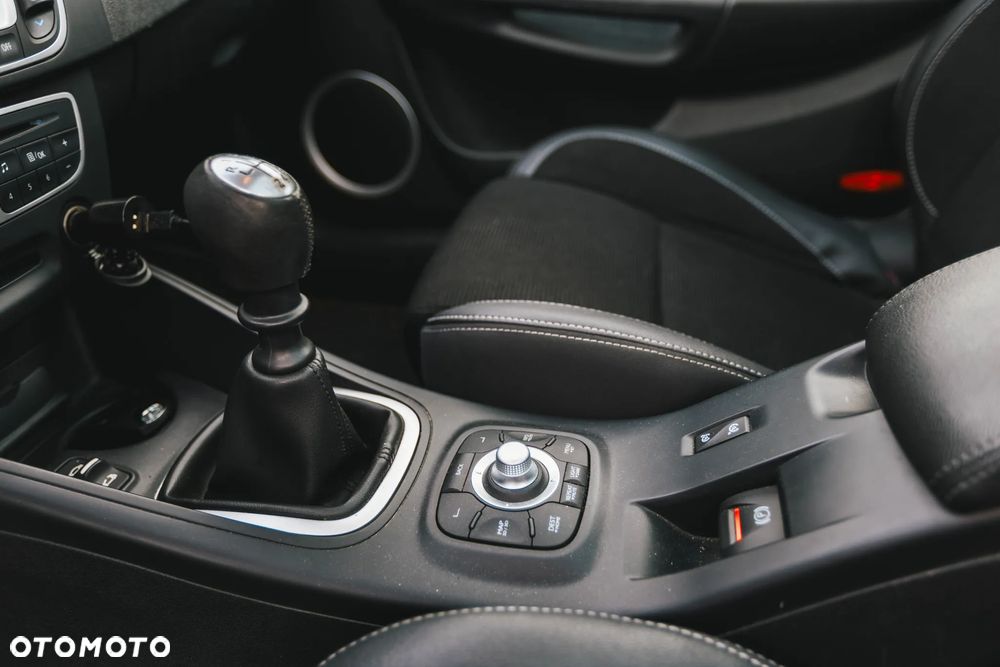 Renault Megane III CC 10-13 - 11