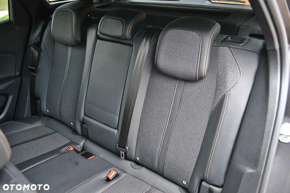 Peugeot 3008 1.5 BlueHDi GT S&S EAT8 - 19