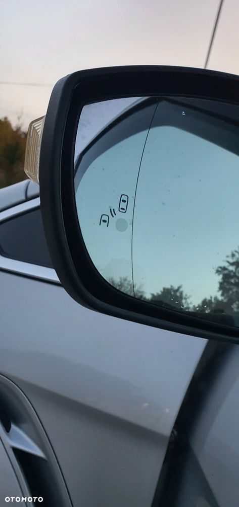 Ford S-Max 2.2 TDCi DPF Titanium X - 19