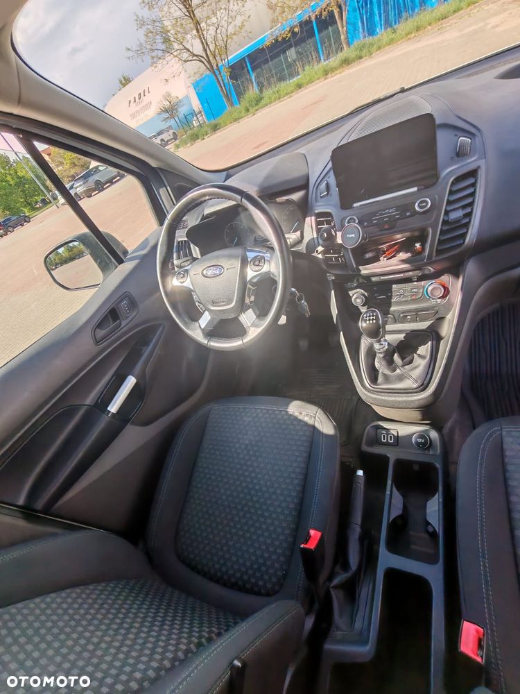 Ford Transit Connect - 10
