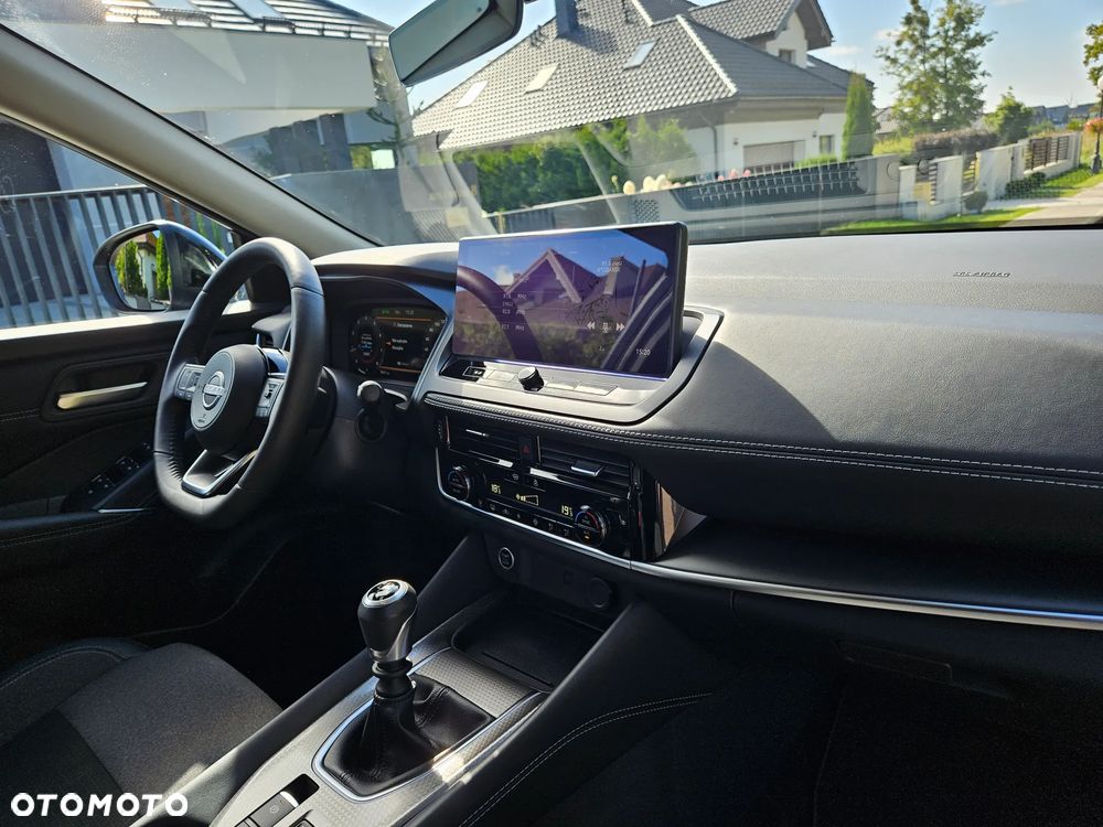 Nissan Qashqai 1.3 DIG-T MHEV Premiere Edition - 29