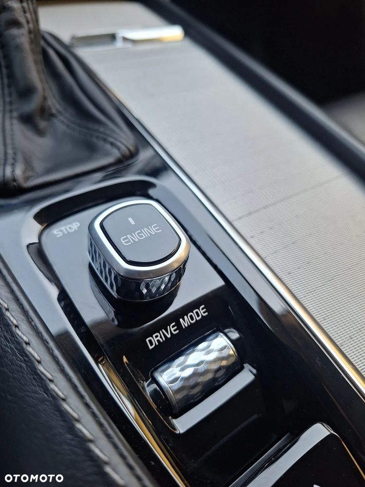 Volvo XC 90 D5 AWD Geartronic Inscription - 7