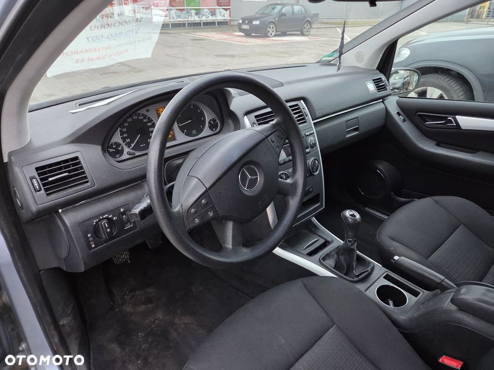 Mercedes-Benz Klasa B 170 - 11