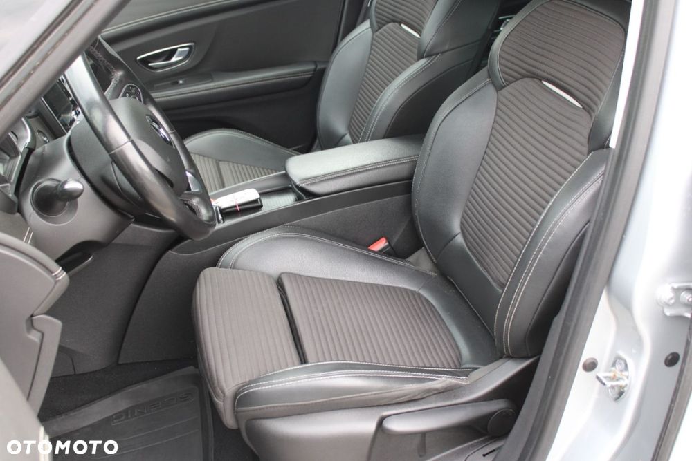 Renault Scenic - 20