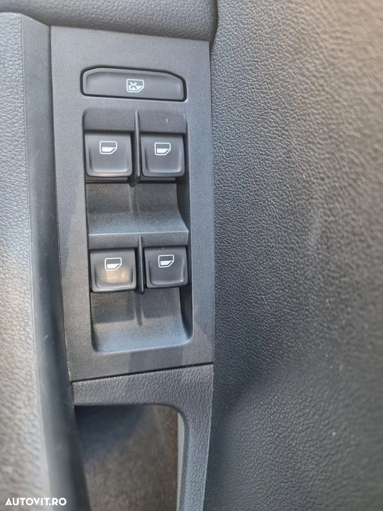 Skoda Octavia 1.6 TDI DPF DSG Ambition - 18