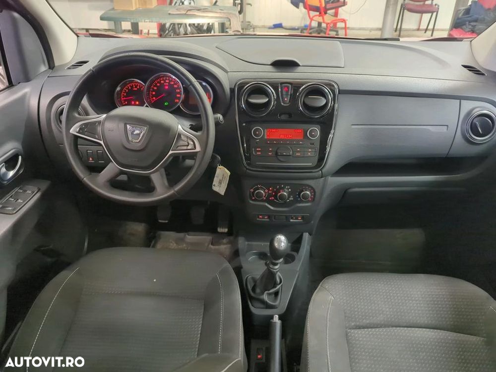 Dacia Lodgy 1.5 Blue dCi Laureate - 6