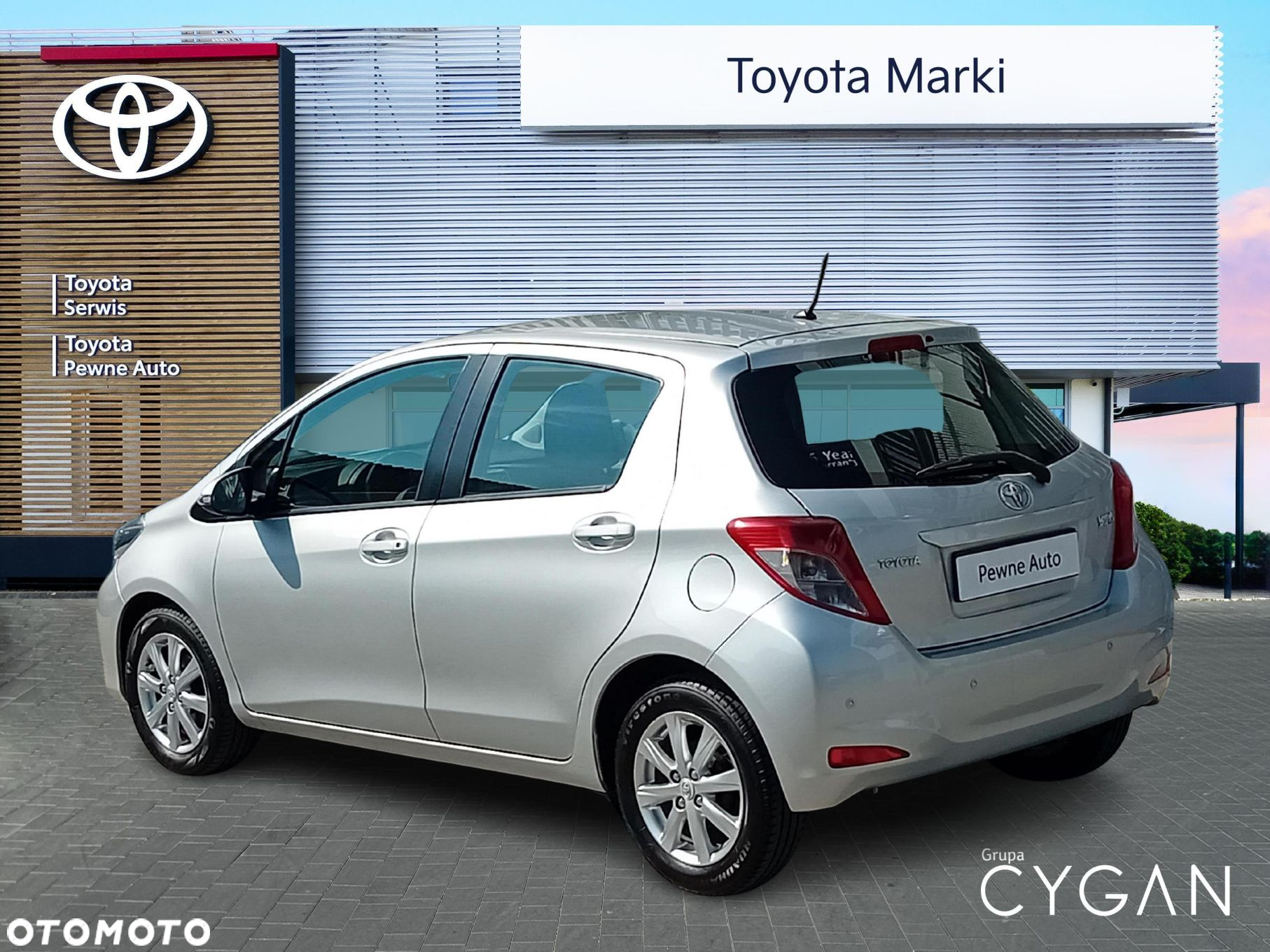 Toyota Yaris 1.33 Premium - 3