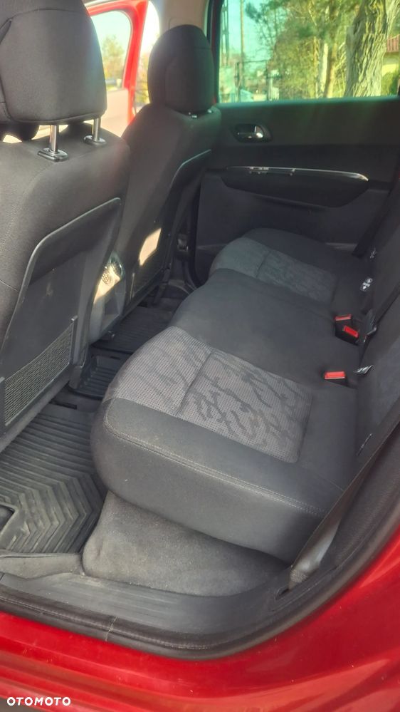 Peugeot 3008 1.6 HDi Premium - 17