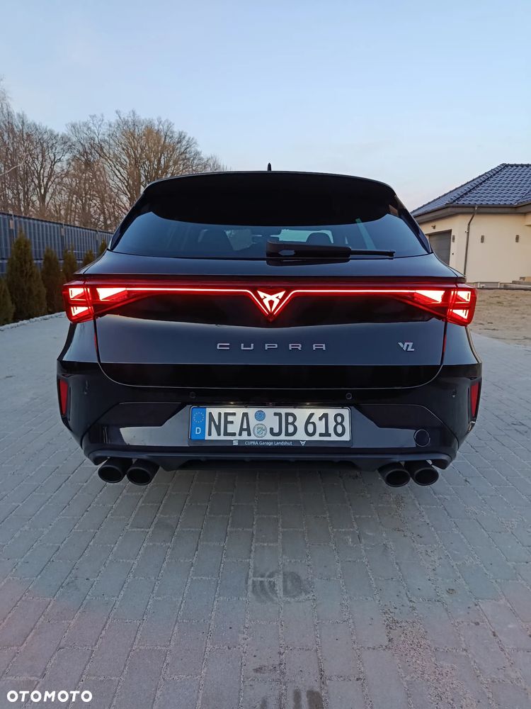 Cupra Leon Sportstourer 2.0 TSI 4Drive VZ DSG - 5