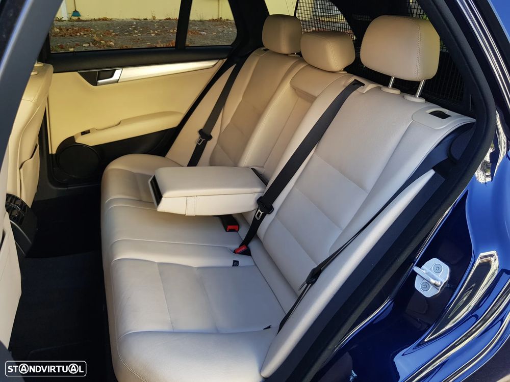 Mercedes-Benz C 220 - 34