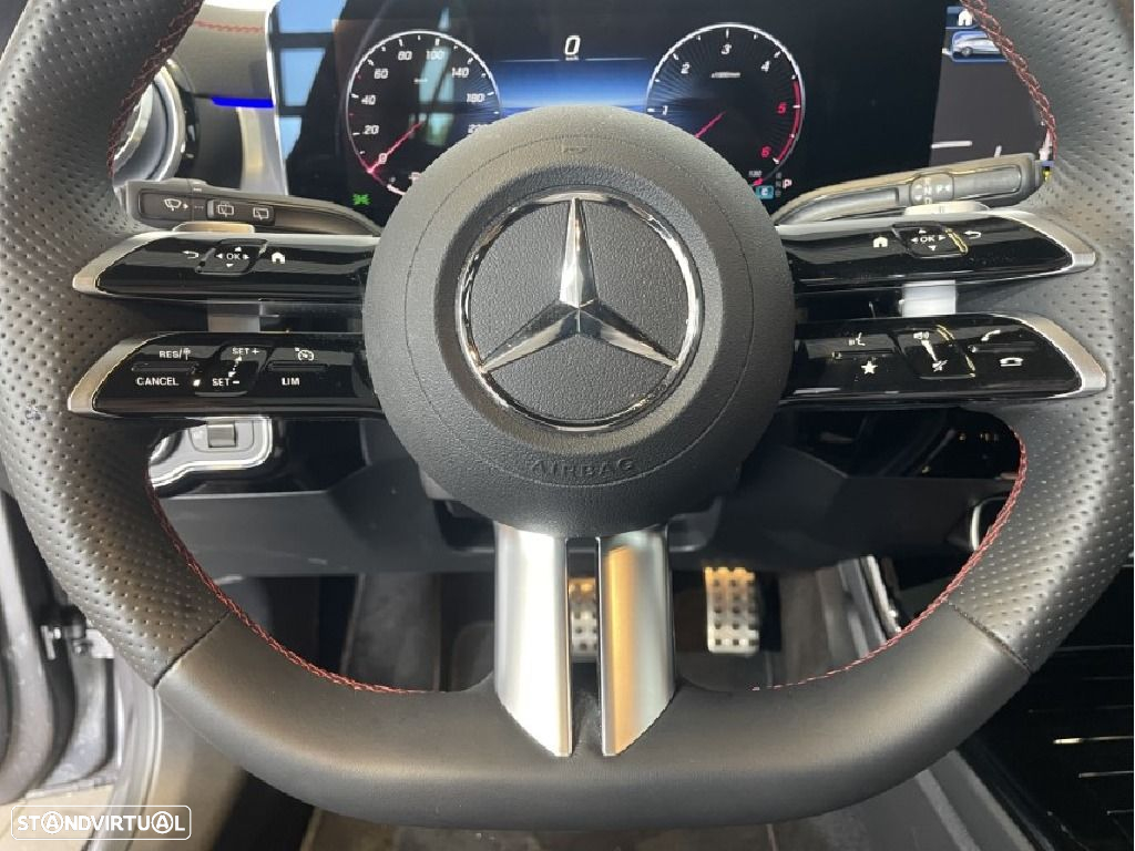 Mercedes-Benz CLA 180 - 13
