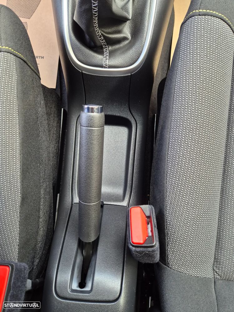 Citroën C3 1.2 PureTech Shine - 35