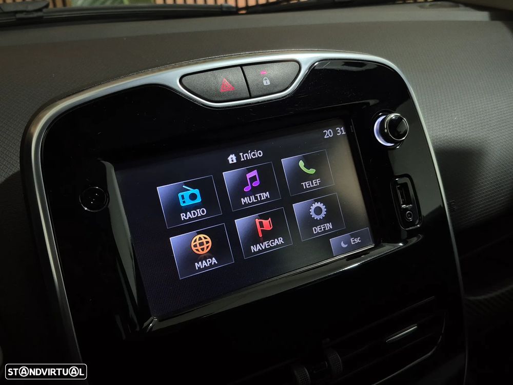 Renault Clio 1.5 dCi Dynamique S EDC - 14